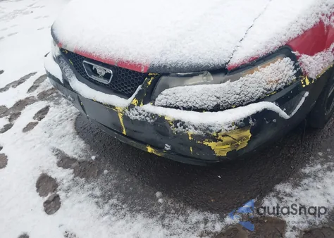 2002 Ford Mustang z USA, uszkodzony, nr VIN 1FAFP40492F197885